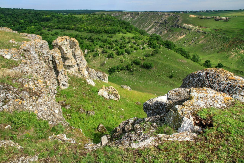La pierre de Moldavie toltras edints glodeni